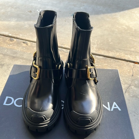 Dolce & Gabbana Boots - Picture 2 of 11